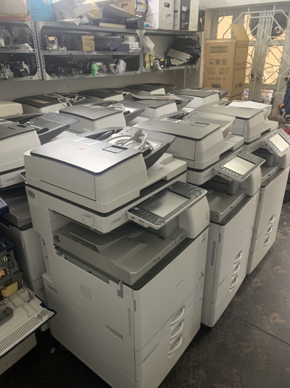 Cho thuê máy Photocopy màu tại khu công nghiệp Thạch Thất - khu công nghệ cao Láng Hòa Lạc (UY TÍN, CHẤT LƯỢNG, GIÁ RẺ)